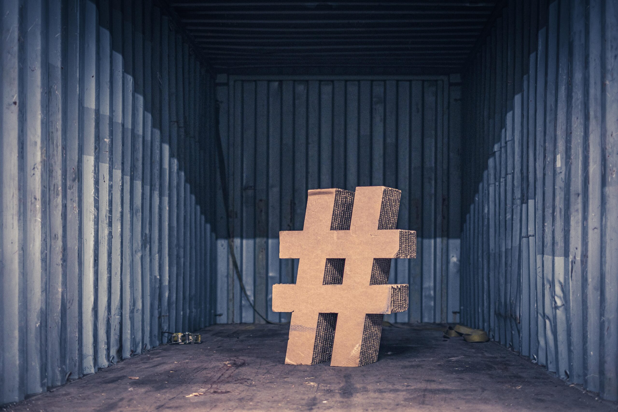 インスタ コメント欄にハッシュタグを入れるべき真の理由とは 出口智哉 Official Blog